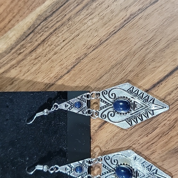 Diamond Shape Boho Statement Earrings With Dark Blue Faux Stone - Picture 3 of 7